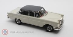 1:18 1959 Mercedes Benz 220SE W111