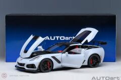 1:18 2019 Chevrolet Corvette C7 ZR1 Gri