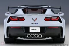 1:18 2019 Chevrolet Corvette C7 ZR1 Gri