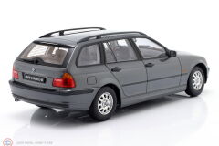 1:18 KK Scale 1999 BMW 3er E46 Touring