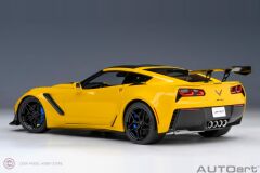 1:18 2019 Chevrolet Corvette C7 ZR1 Sarı