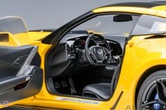1:18 2019 Chevrolet Corvette C7 ZR1 Sarı