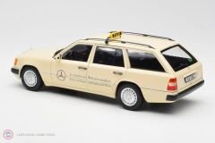 1:18 Norev 1989 Mercedes 300D T-Modell (W124) Taxi