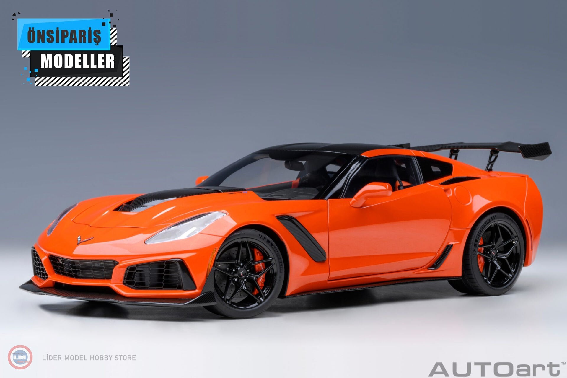 1:18 2019 Chevrolet Corvette C7 ZR1 Turuncu