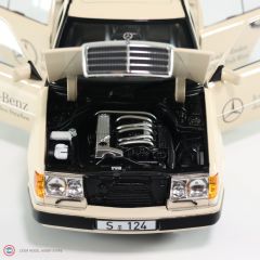 1:18 Norev 1989 Mercedes 300D T-Modell (W124) Taxi