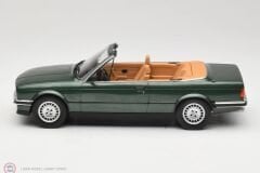 1:18 MCG 1985 BMW 325i (E30) Cabriolet
