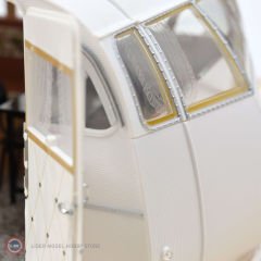 1:18 1965 Peugeot 404 Brown Metallic &Caravan Henon