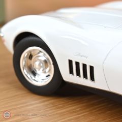 1:18 Norev 1969 Chevrolet Corvette Convertible