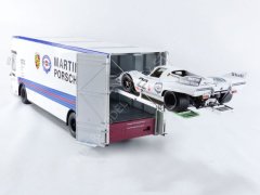 1:18 Mercedes Benz O317 Porsche Martini