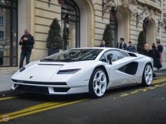 1:18 Lamborghini Countach LPI 800-4 Bianco Isi