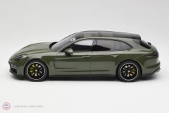 1:18 2021 Porsche Panamera Turbo S Sport Turismo