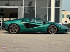 1:18 Lamborghini Countach LPI 800-4 Verde Abete