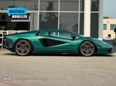 1:18 Lamborghini Countach LPI 800-4 Verde Abete