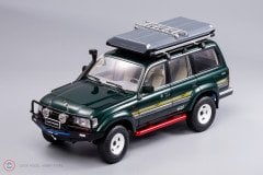 1:18 1990 Toyota Land Cruiser with Roof Pack