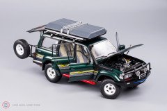 1:18 1990 Toyota Land Cruiser with Roof Pack