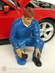 1:18 American Diorama Tamirci Tony 77446
