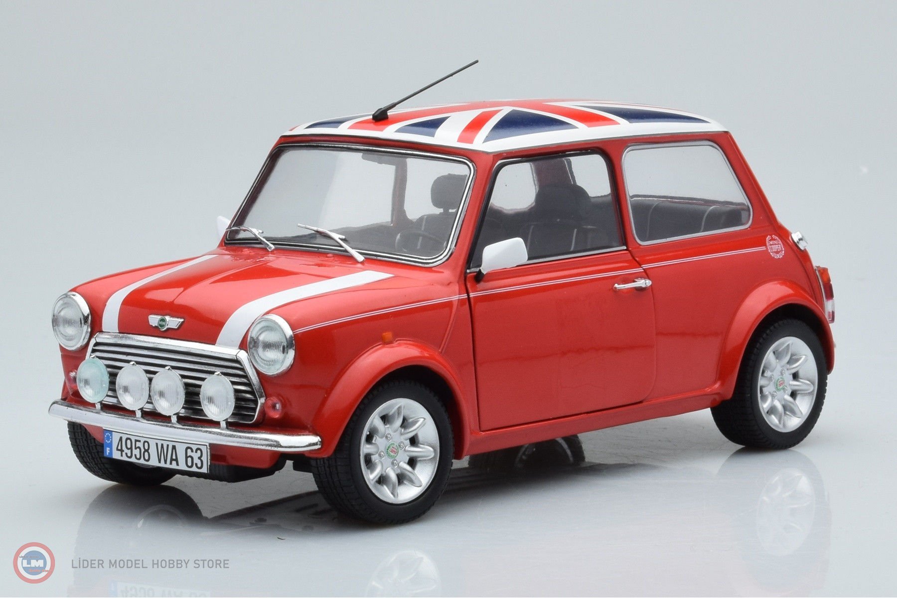 1:18 Solido 1997 Mini Cooper 1.3i Sport Pack
