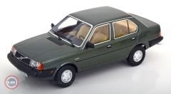 1:18 1987 Volvo 340