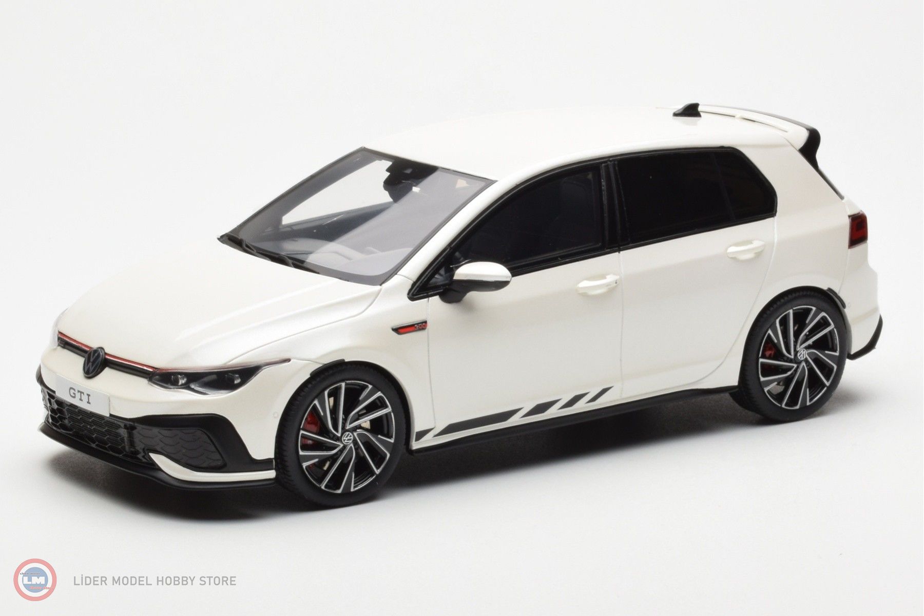 1:18 2021 Volkswagen Golf VIII GTI Clubsport