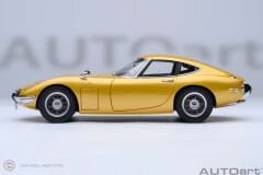 1:18 Autoart 1967 Toyota 2000GT
