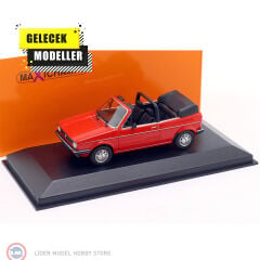 1:43 Maxichamps 1979 Volkswagen Golf I Convertible - red