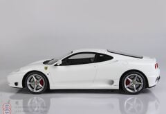 1:18 BBR 1999 Ferrari 360 Modena White F1 Gear BOX