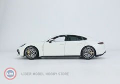 1:18 2020 PORSCHE PANAMERA TURBO S White Metallic