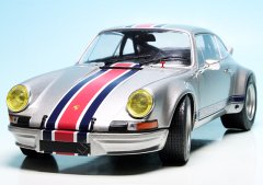 1:18 1973 Porsche 911 RSR Backdating Outlaw