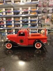 KUTUSUZ MODEL 1:18 Solido 1936 Ford V8 Pickup Beverly Hills İtfaiye