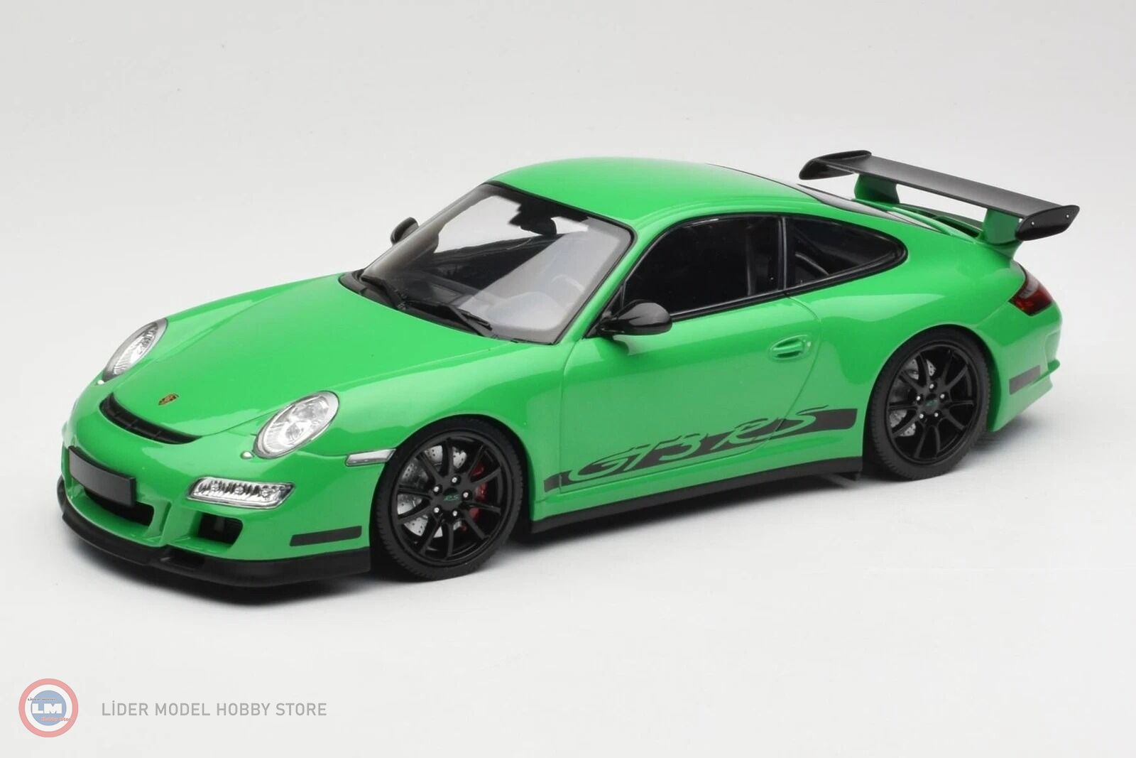 1:18 Minichamps 2007 Porsche 911 GT3 RS Type 997