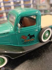 KUTUSUZ MODEL 1:18 Solido 1936 Ford V8 Pickup Aye and Thrifty Too