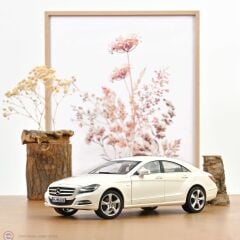 1:18 Norev 2011 Mercedes Benz CLS Coupe Brillant White