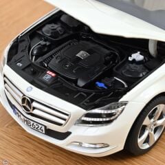 1:18 Norev 2011 Mercedes Benz CLS Coupe Brillant White