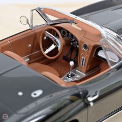 1:18 1963 Chevrolet Corvette Sting Ray Cabriolet
