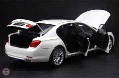 1:18 Kyosho 2008 BMW  7er 760li Limousine