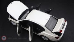 1:18 Kyosho 2008 BMW  7er 760li Limousine