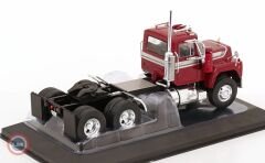 1:43 IXO 1966 Mack R-Series