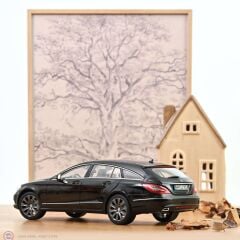 1:18 Norev 2011 Mercedes Benz CLS Shooting Brake