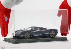 1:18 BBR Pagani Utopia Blu Midnight Glossy & showcase