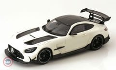 1:18 Minichamps 2020 Mercedes Benz  AMG GT BLACK SERIES