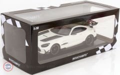 1:18 Minichamps 2020 Mercedes Benz  AMG GT BLACK SERIES