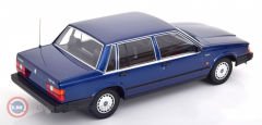 1:18 1986 Volvo 740 GL