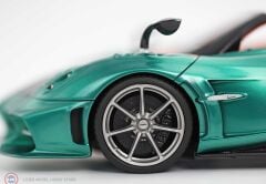 1:18 BBR Pagani Imola Roadster Rio Green & showcase