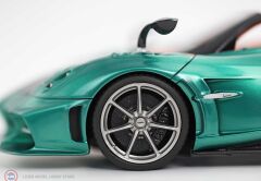 1:18 BBR Pagani Imola Roadster Rio Green & showcase