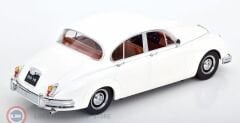 1:18 KK Scale 1962 Daimler 250 V6