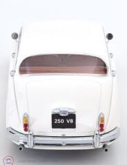 1:18 KK Scale 1962 Daimler 250 V6