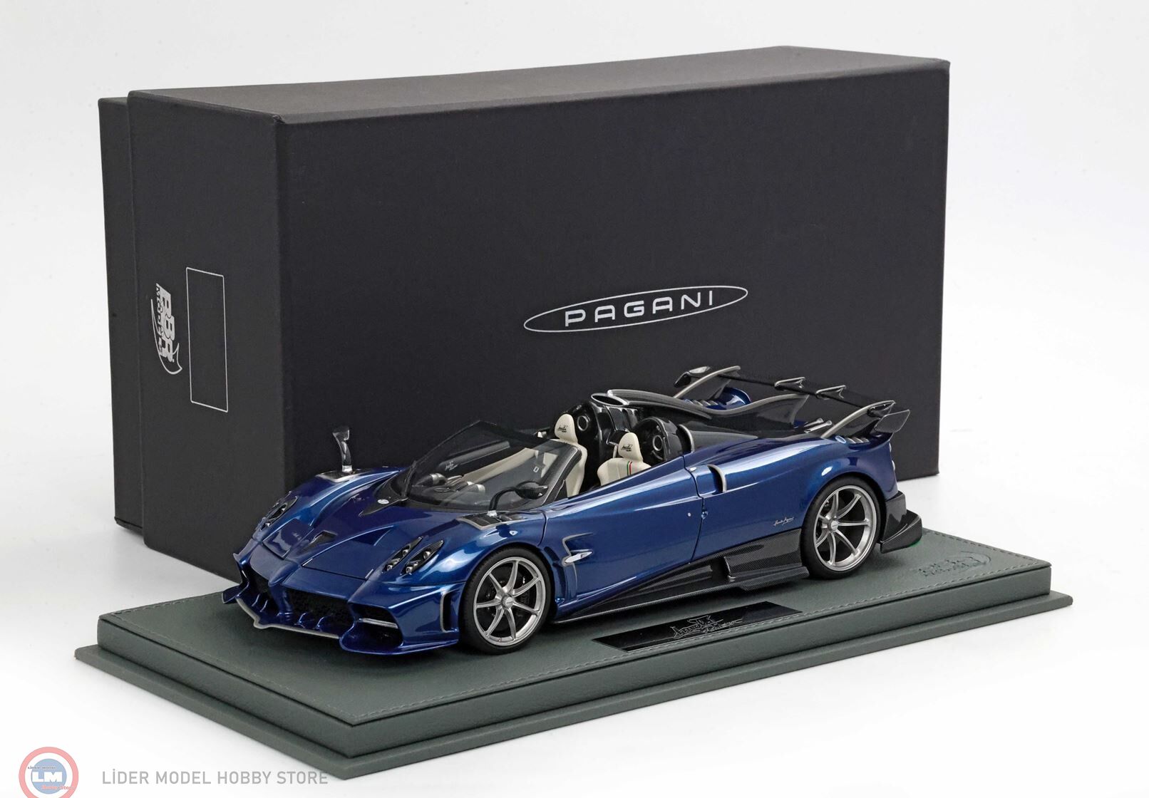1:18 BBR Pagani Imola Roadster Dark Blue & showcase