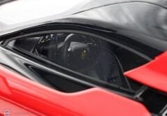 1:18 BBR Ferrari F80 Rosso Corsa - silver wheels &showcase