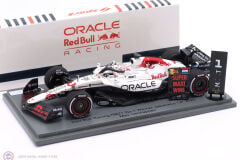 1:43 Spark 2025 Ferrari Max Verstappen Red Bull RB21 #1 Winner Japan GP Formula 1