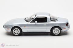1:18 Norev 1989 Mazda MX-5